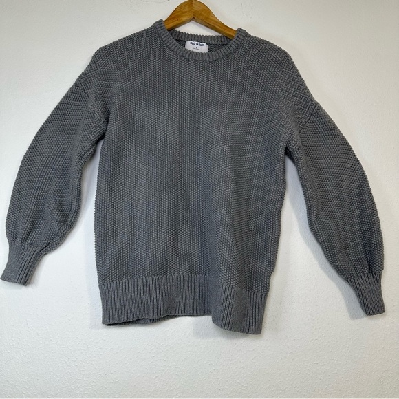 Old Navy Heather Gray Knit Sweatshirt - Picture 2 of 12